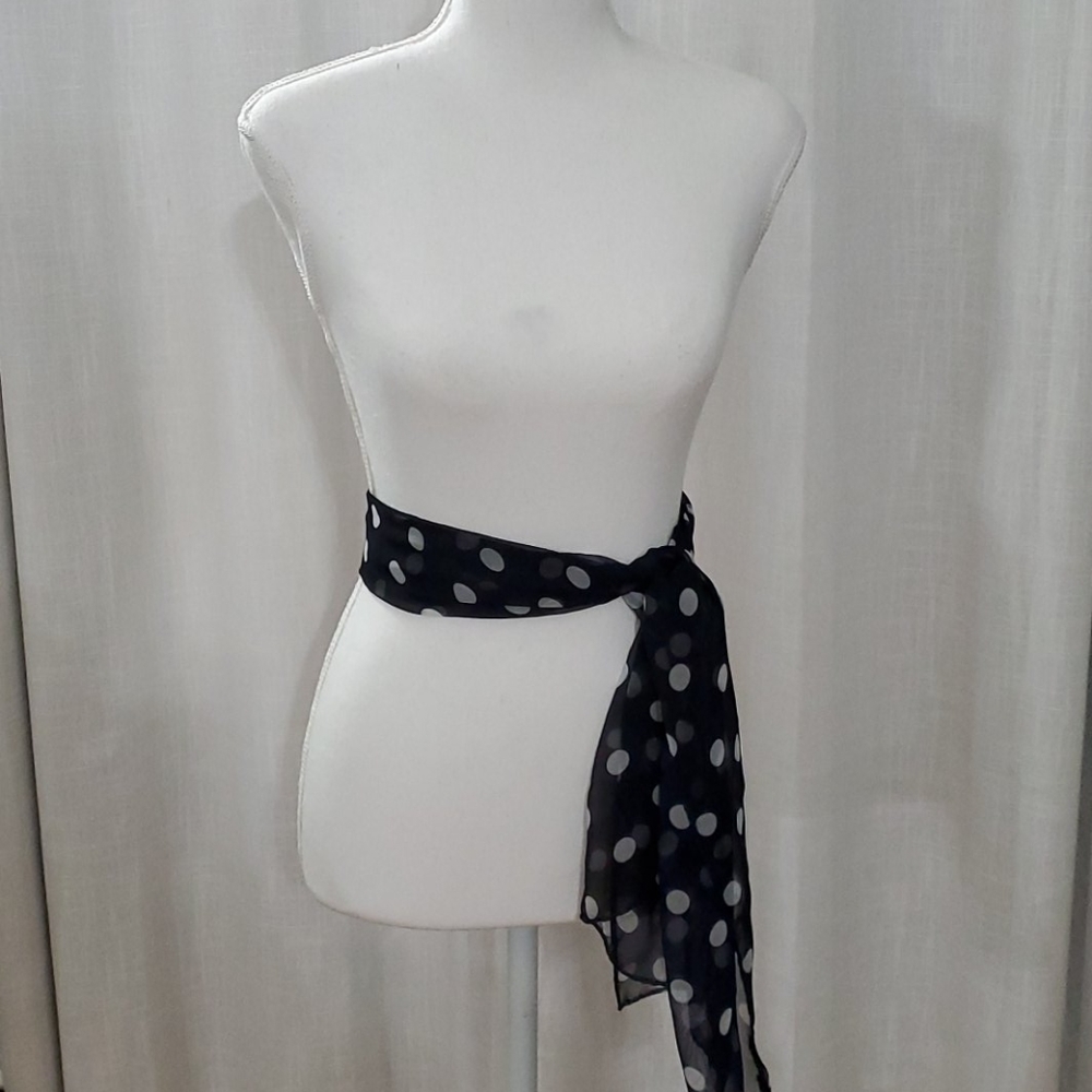 Blue and white polkadot scarf